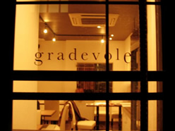 写真：Gradevole（グラデヴォーレ）