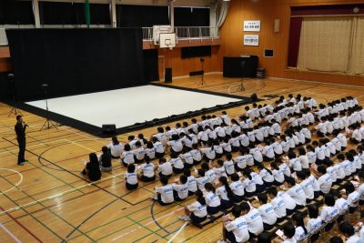 ［Noism2］市内中学校で出前公演を実施の画像