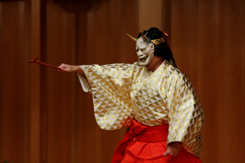 秋の能楽鑑賞会（観世流）の画像