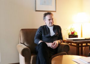 東京交響楽団のカリスマ、第3代音楽監督ジョナサン・ノットが新潟へ！